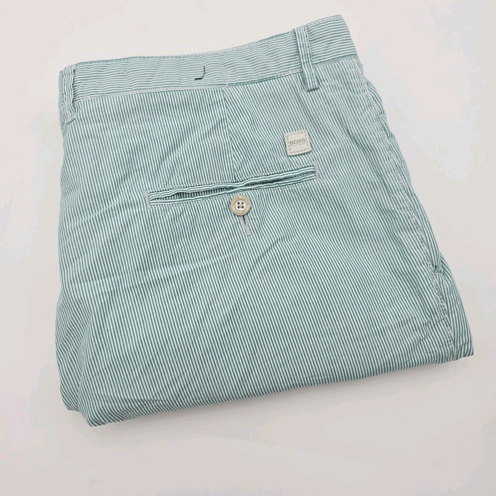 Hugo Boss Clyde1-W Shorts Green Chino Shorts Mens 36R Designer Casual Summer